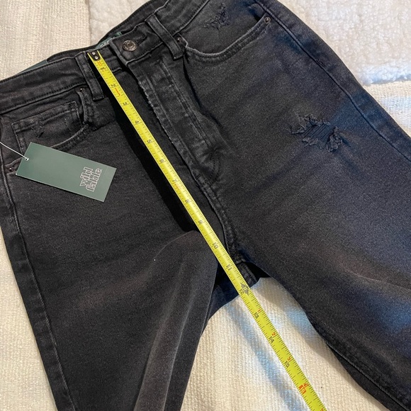NWT Black Wild Fable High Rise Distressed Straight Leg Relaxed Fit Jeans - Picture 13 of 14